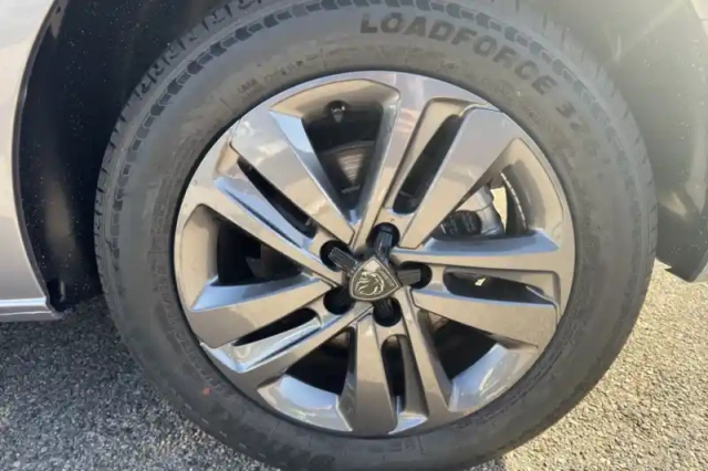 Peugeot Expert ca fixe m diesel 150 ch automatique — photo 12