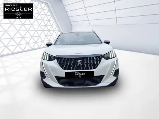 Peugeot 2008 puretech 130 s&amp;s eat8 — photo 2