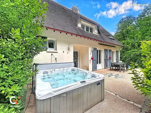 Maison 7 pièces 148 m²