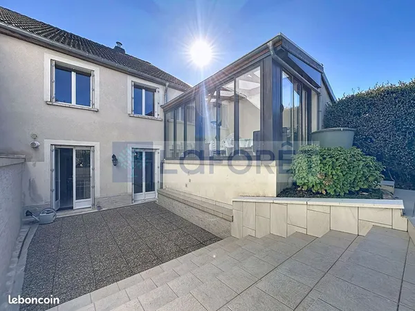 Maison 4 pièces 150 m²