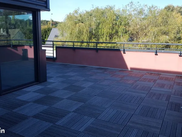 Bureaux climatisés 60 m2 avec grande terrasse