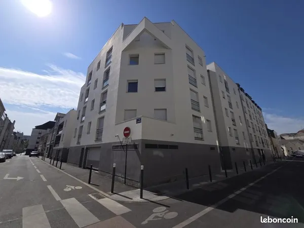 Studio 1 pièce 32 m²