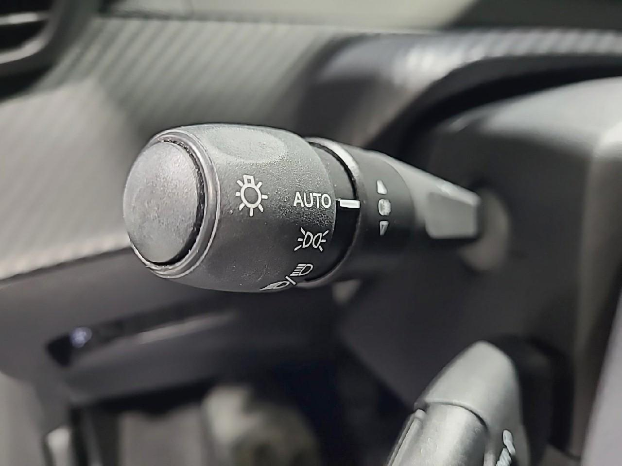 Peugeot 208 puretech 75 s&s bvm5 active — photo 20