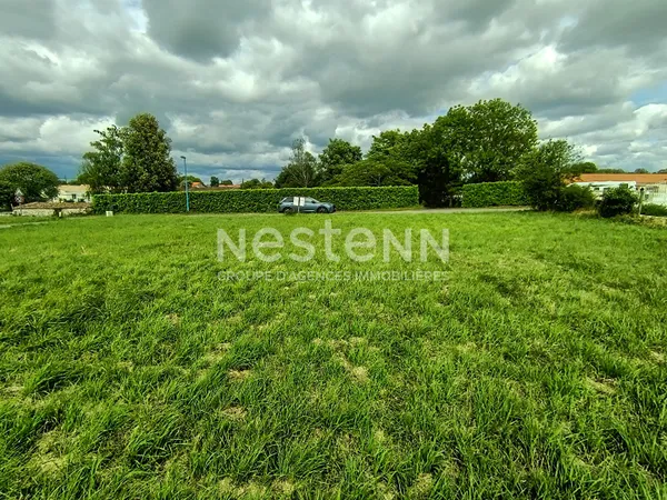 Terrain Benet 751 m2
