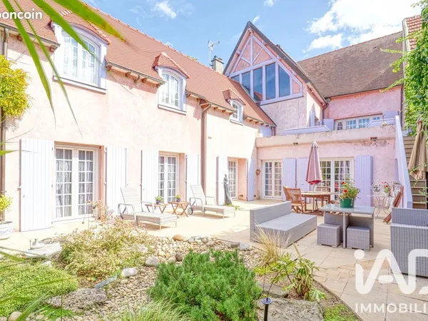 Propriété 8 pièces 300 m²