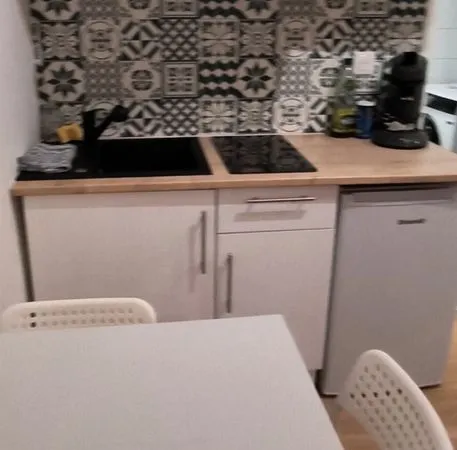 Studio neuf et pratique