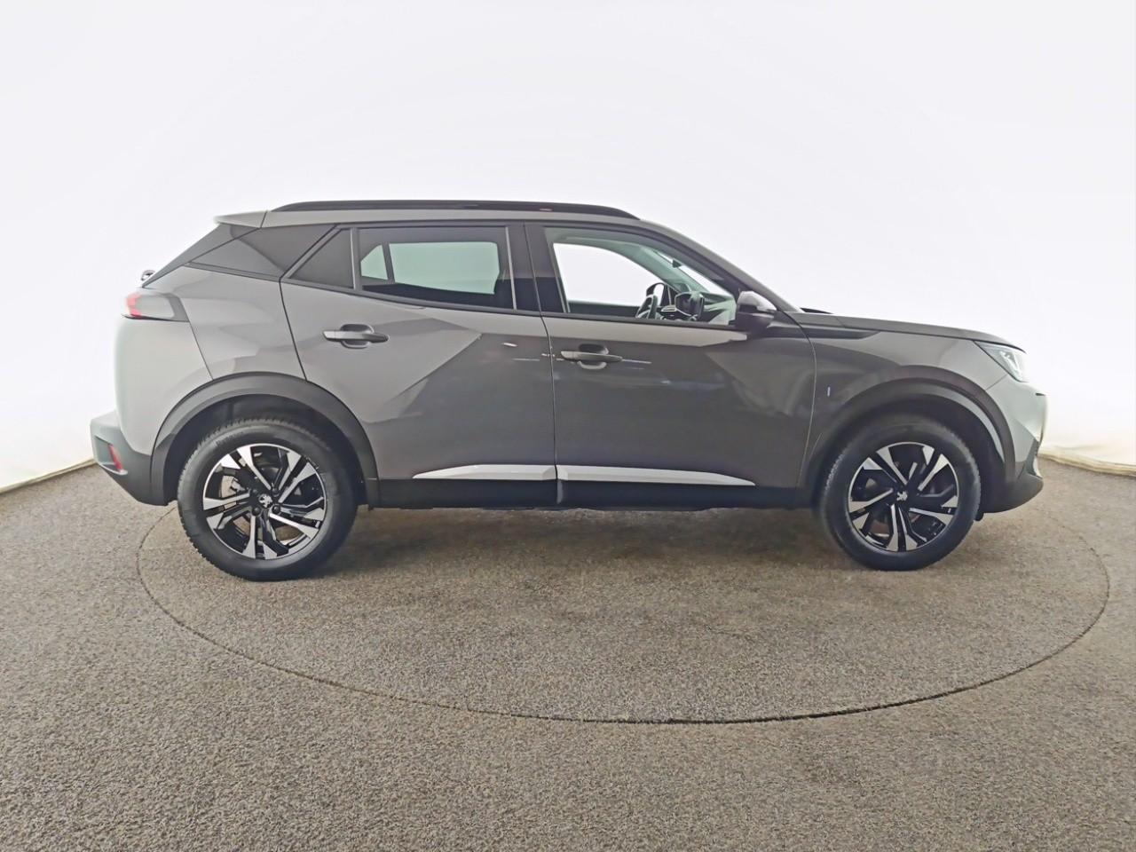 Peugeot 2008 puretech 130 s&s eat8 allure pack — photo 4