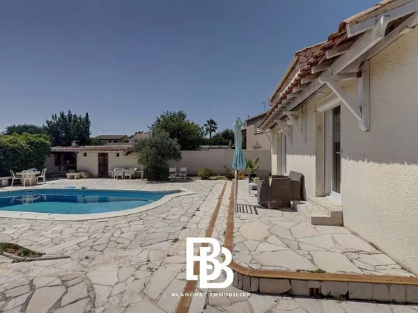 Maison 5 pièces 140 m²
