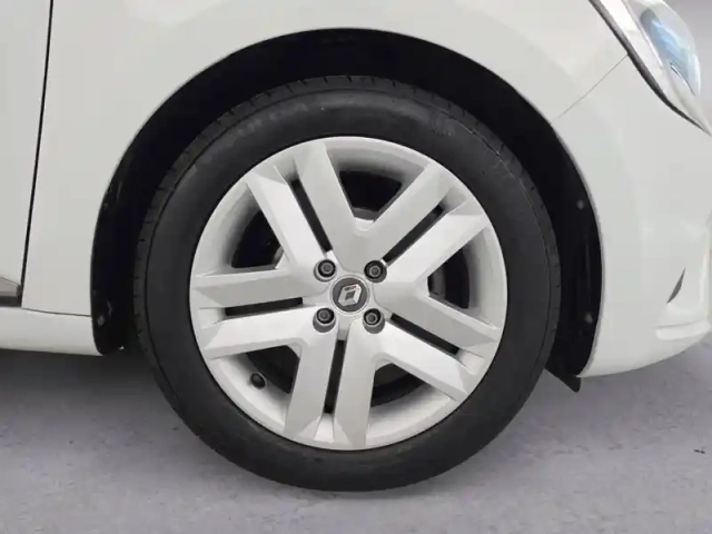 Renault Clio tce 90 x-tronic - 21n — photo 24