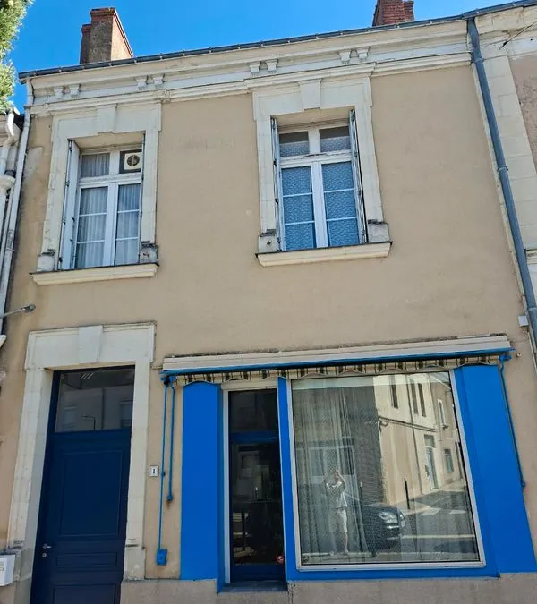 Photo 1