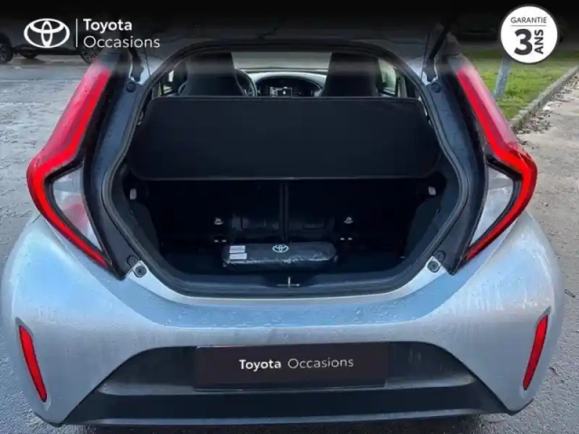 Toyota Aygo X 1.0 vvt-i 72ch dynamic my23 — photo 10