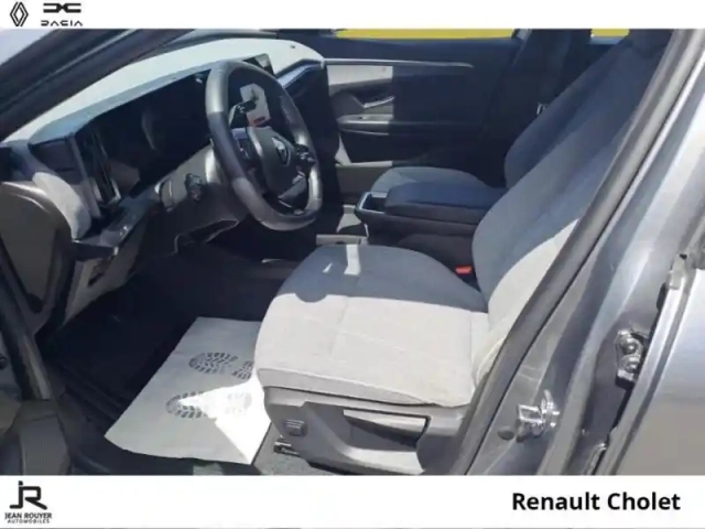 Renault Megane e-tech electric ev60 130ch evolution er super charge -b — photo 3