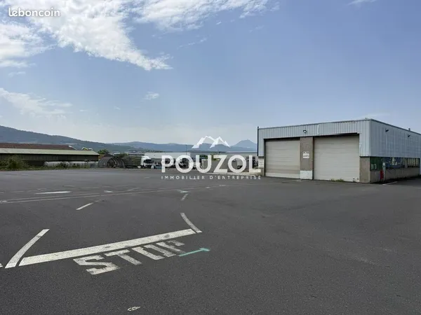 LOCAL D'ACTIVITE 559 m² COURNON-D'AUVERGNE