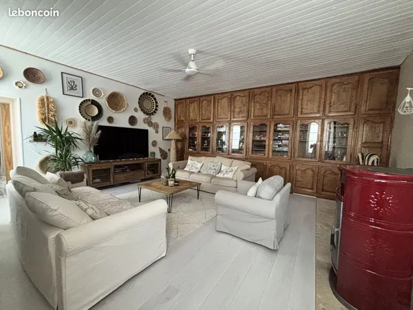 Maison 8 pièces 220 m²