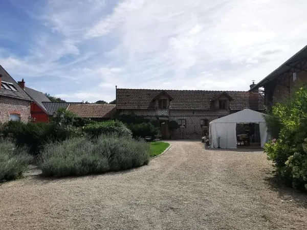 Maison 10 pièces 324 m²