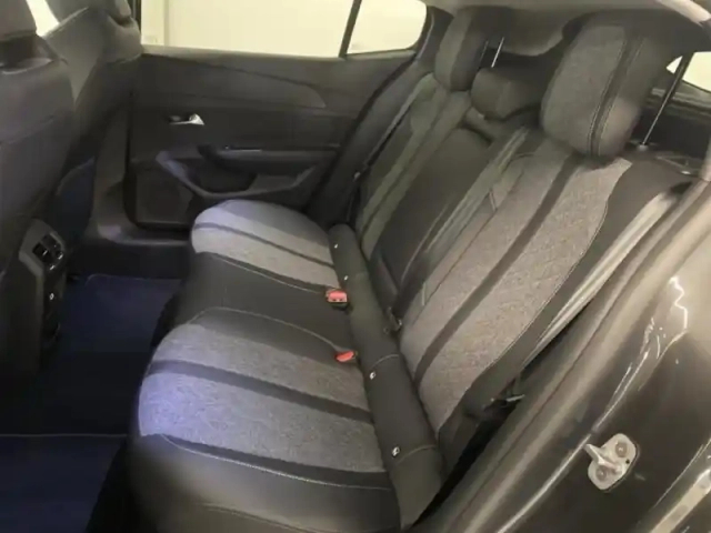 Peugeot 408 1.2 puretech 130ch s&amp;s allure eat8 — photo 12