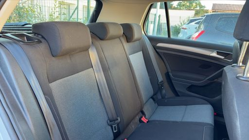 Volkswagen Golf 1.6 TDI 110 - Trendline – 2015 – 152683 km – Diesel – Boîte Manuelle — photo 18