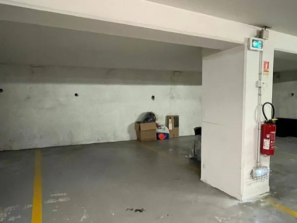 Parking 13 m²