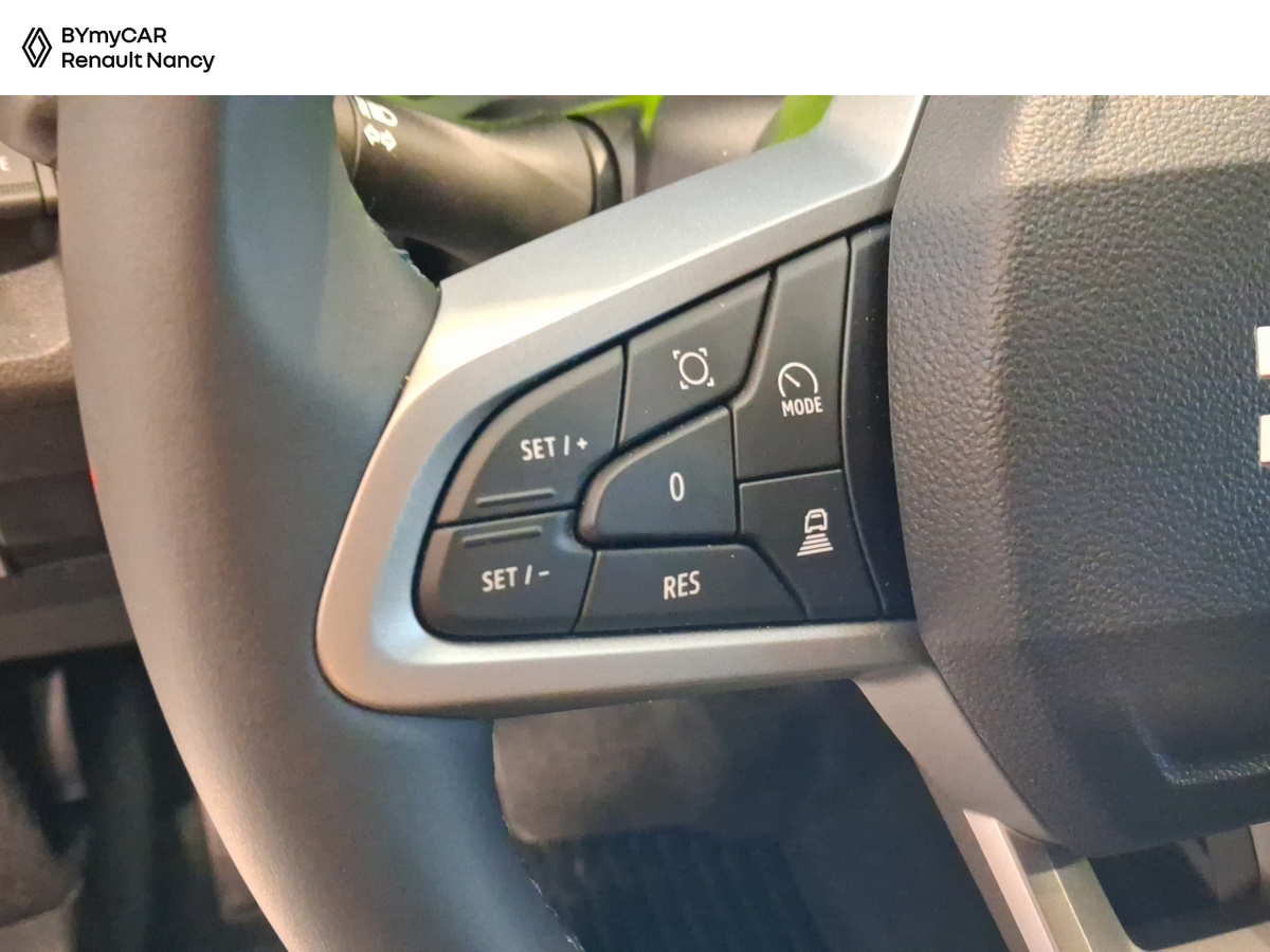 Dacia Bigster Hybrid 155 — photo 19