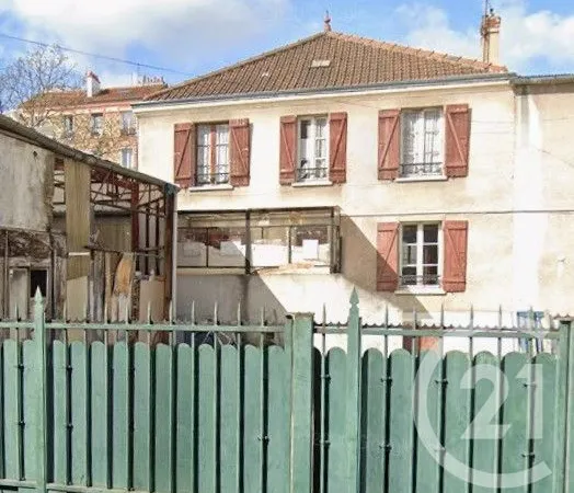 Maison 11 pièces 176 m²