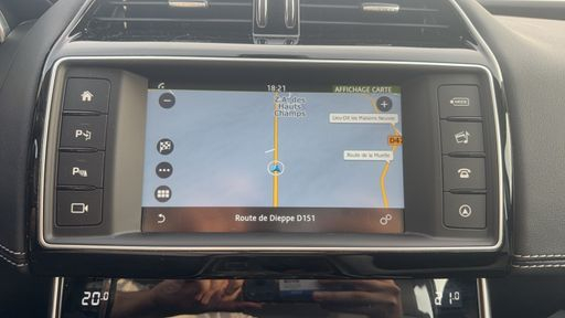 Jaguar XE 3.0 SC V6 340 BVA - S – 2016 – 62831 km – Essence – Boîte Automatique — photo 14