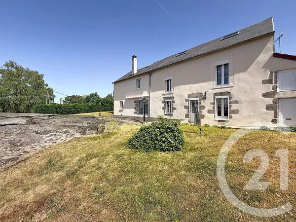 Maison 10 pièces 223 m²