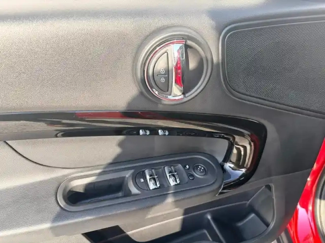 Mini Countryman cooper 136ch  essential bva7 — photo 12