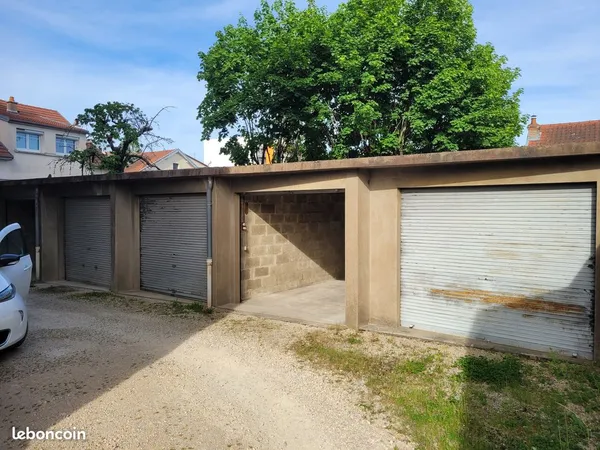 BOX / GARAGE Jouvence / Drapeau - rue de la Côte d'Or
