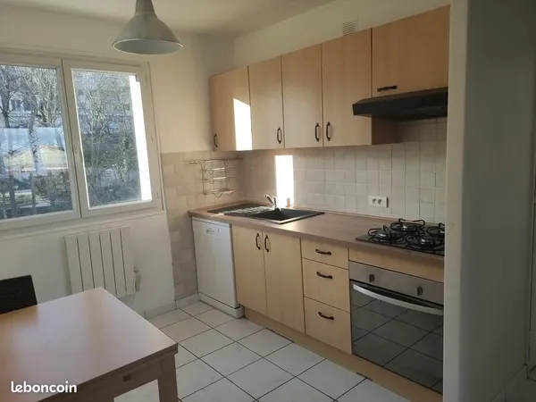 Appartement T3 MEUBLÉ 56 m² - 4e étage - Lumineux et au calme