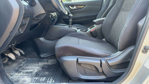 Nissan Qashqai 1.2 DIG-T 115 - N-Connecta – 2016 – 105485 km – Essence – Boîte Manuelle — photo 4