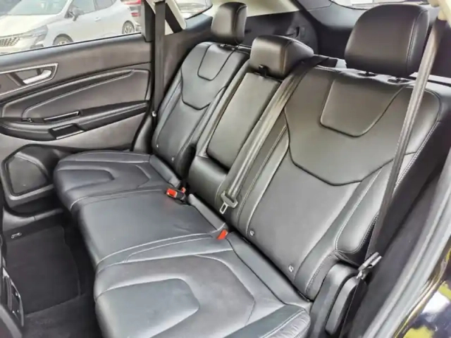 Ford Edge titanium 4x4 2.0 tdci 180 ch b — photo 11