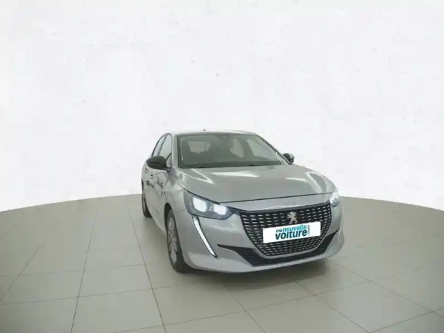 Peugeot 208 puretech 100 s&amp;s eat8 — photo 22