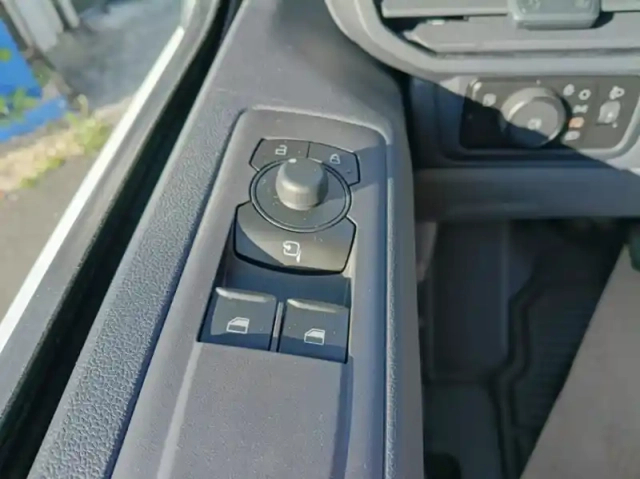 Ford Custom nouveau fgn 320 l1h1 2.5 duratec 232 ch phev cvt trend — photo 6