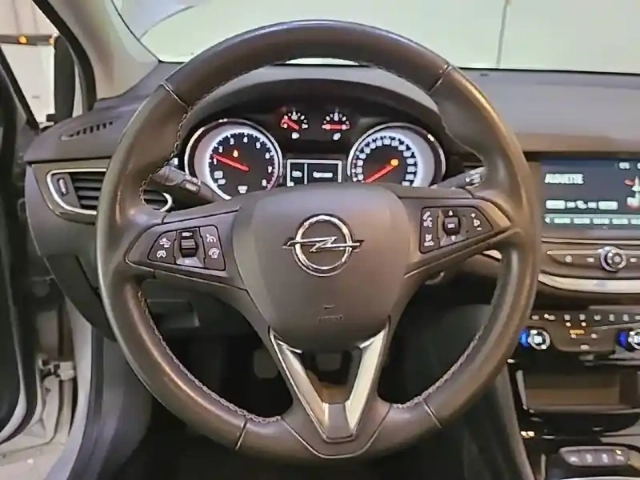 Opel Astra 1.2 turbo 110 ch bvm6 — photo 41