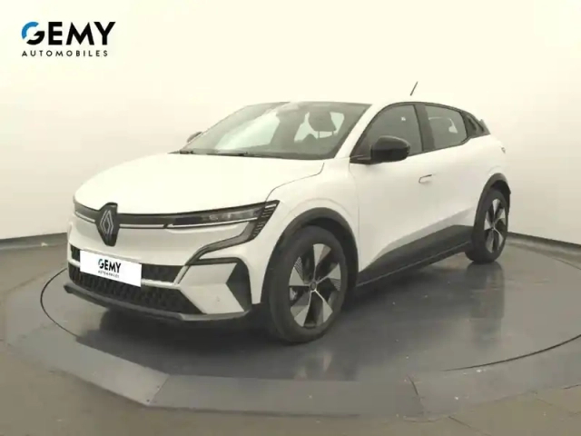 Renault Megane e-tech ev60 220 ch super charge — photo 16