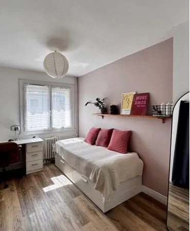 Chambre disponible en colocation - Octobre