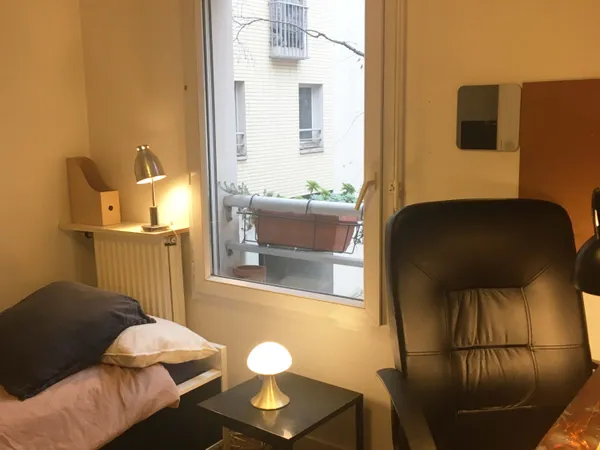 Loue chambre chez l'habitant