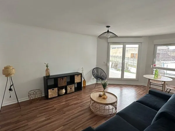 Appartement meublé à Mondorff - 2 pièces - 60 m² - avec parking, terrasse et jardin privés