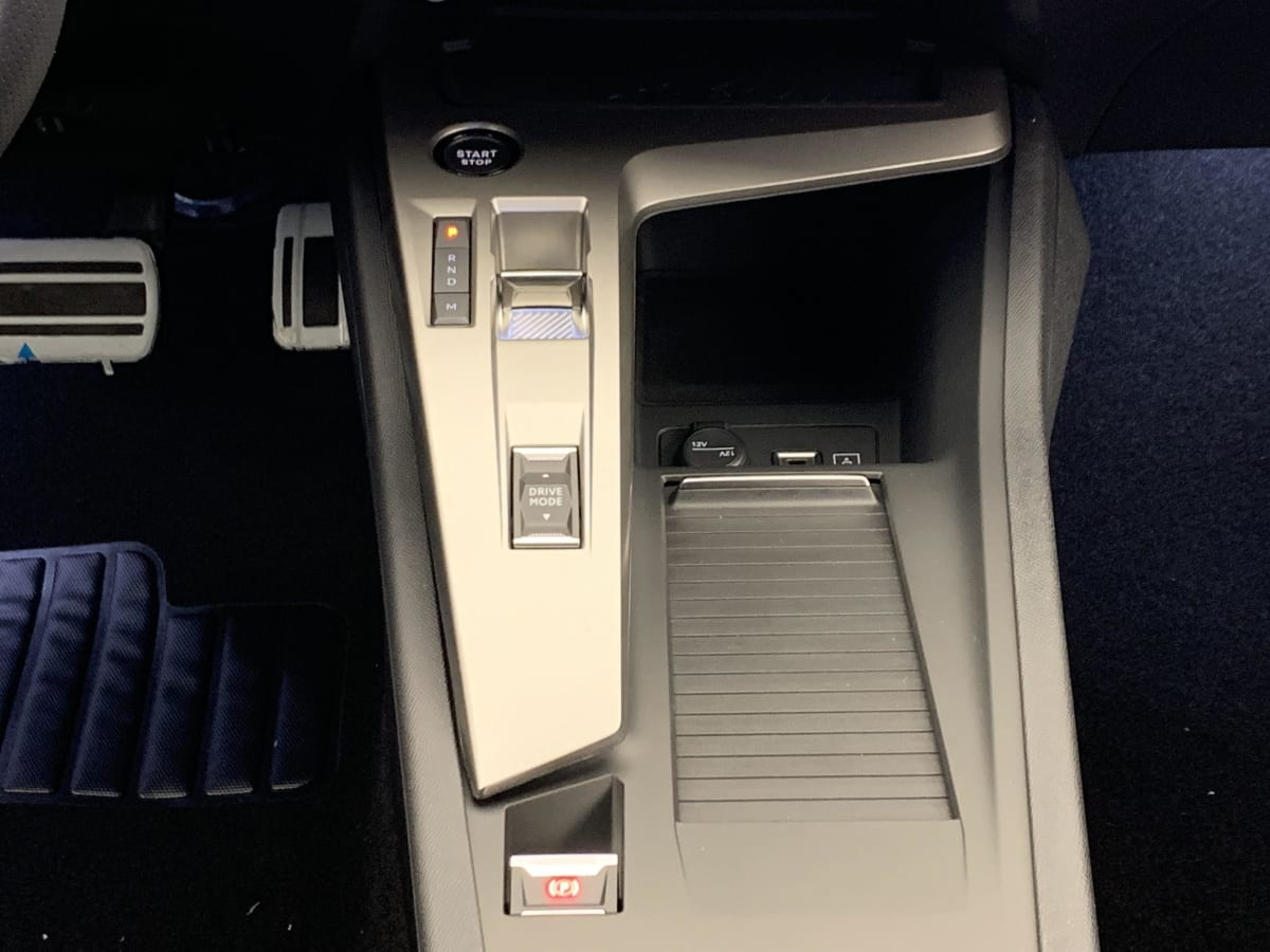 Peugeot 308 — photo 17