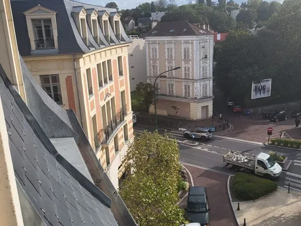 Bureaux neufs et lumineux à louer - Le Raincy centre - de 12 à 220 m²