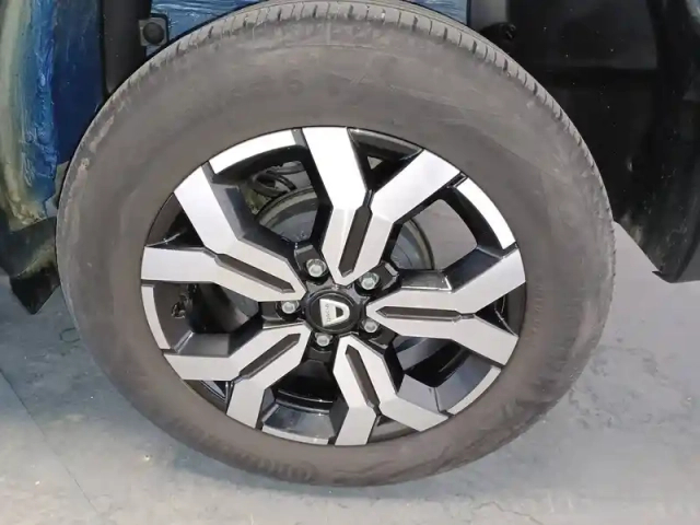 Dacia Duster eco-g 100 4x2 — photo 27