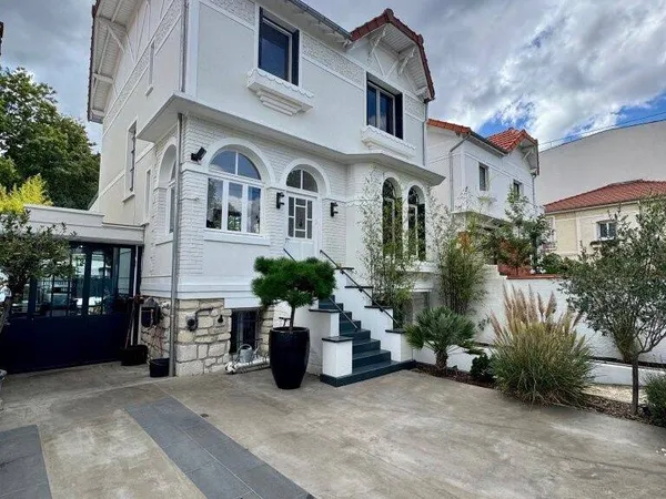 Maison 7 pièces 171 m²