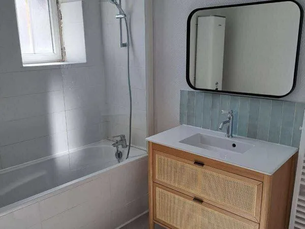 Appartement 2 pièces 50 m2 rénové