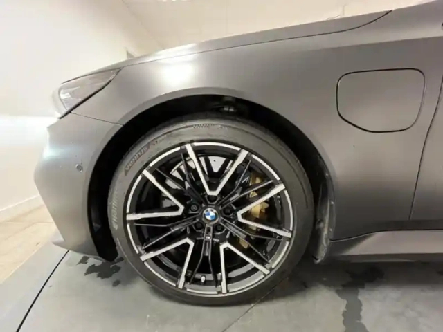 Bmw Serie 5 m5 touring 4.4 v8 phev 727ch — photo 9