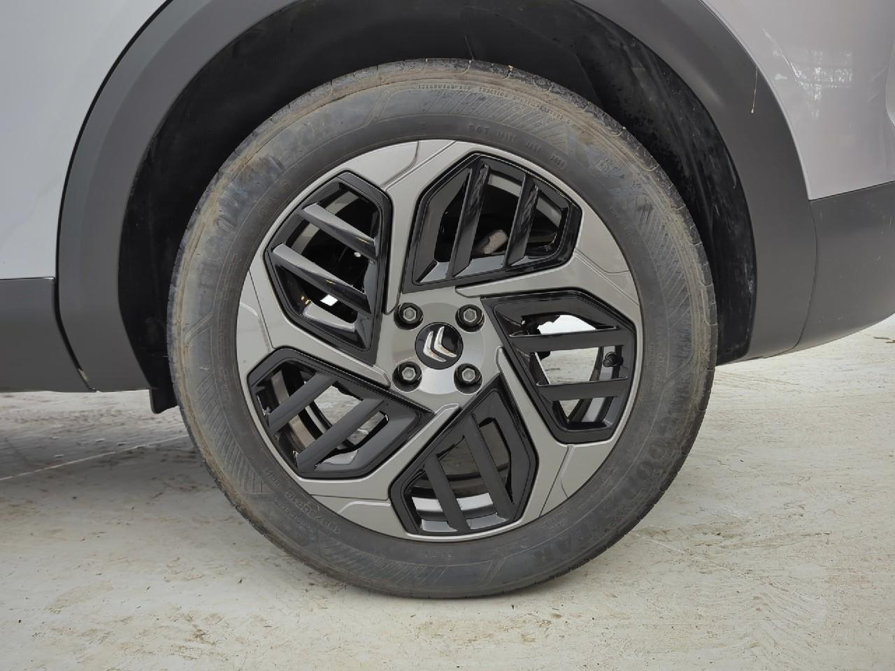 Citroën C4 puretech 130 eat8 plus — photo 11