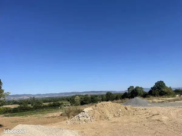 Terrain 661 m² Fareins