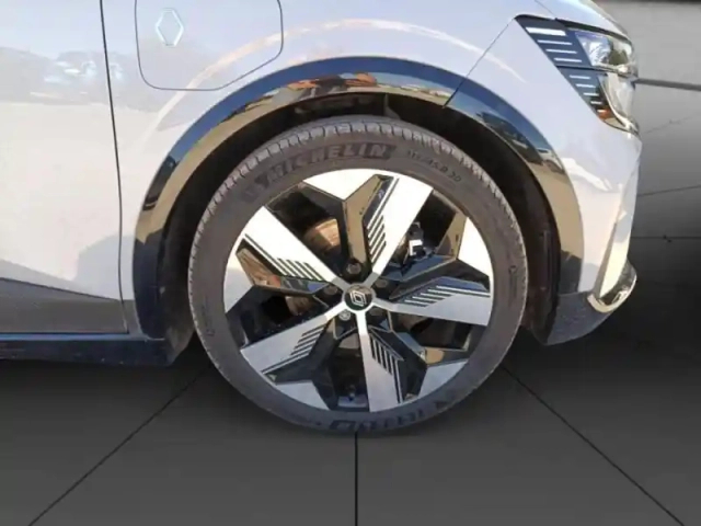 Renault Megane e-tech electric ev60 220ch techno optimum charge -c — photo 11