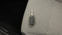 Renault Clio 1.5 dCi 100ch Evolution - 25 — photo 16