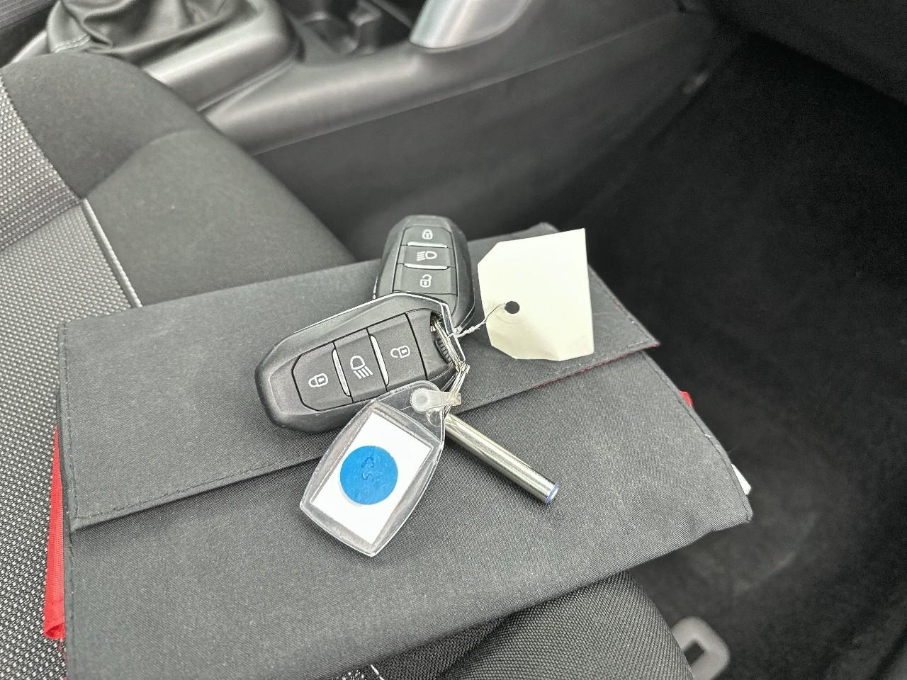 Citroën C3 Aircross puretech 110 s&s bvm6 shine pack — photo 31