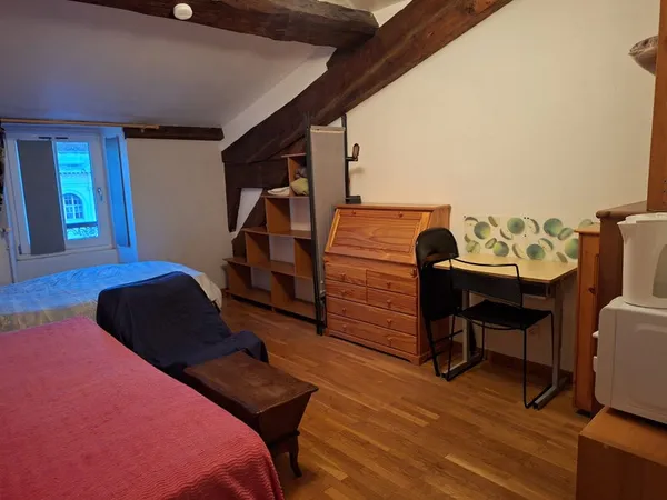 chambre a la nuit ou semaine ou mois
